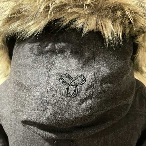 ARITZIA Golden by TNA Bancroft Parka  Small - Picture 5 of 10